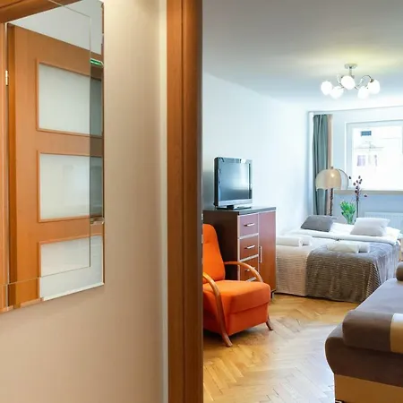 Traditional Starowislna Street Apartment Krakow